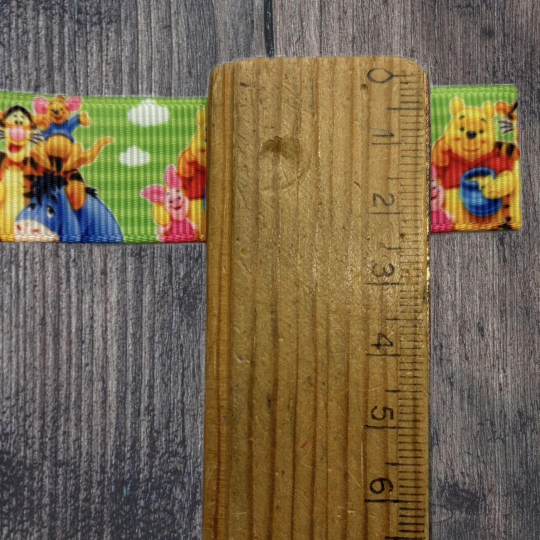 Winnie the Pooh with Green Background Grosgrain 22mm Ribbon